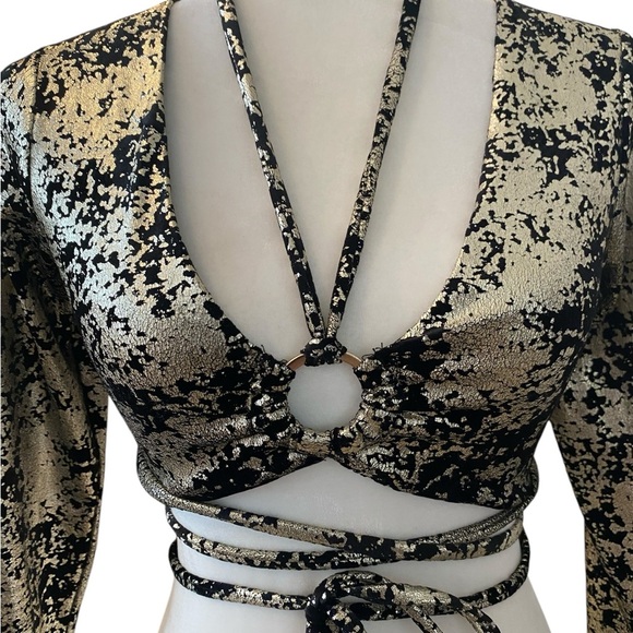 Meraki Womens Metallic Velvet Long Sleeve Cropped Top Size XS Clubbing Party - Picture 2 of 8